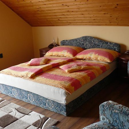 Zsuzsi Apartman ザラカロシュ エクステリア 写真