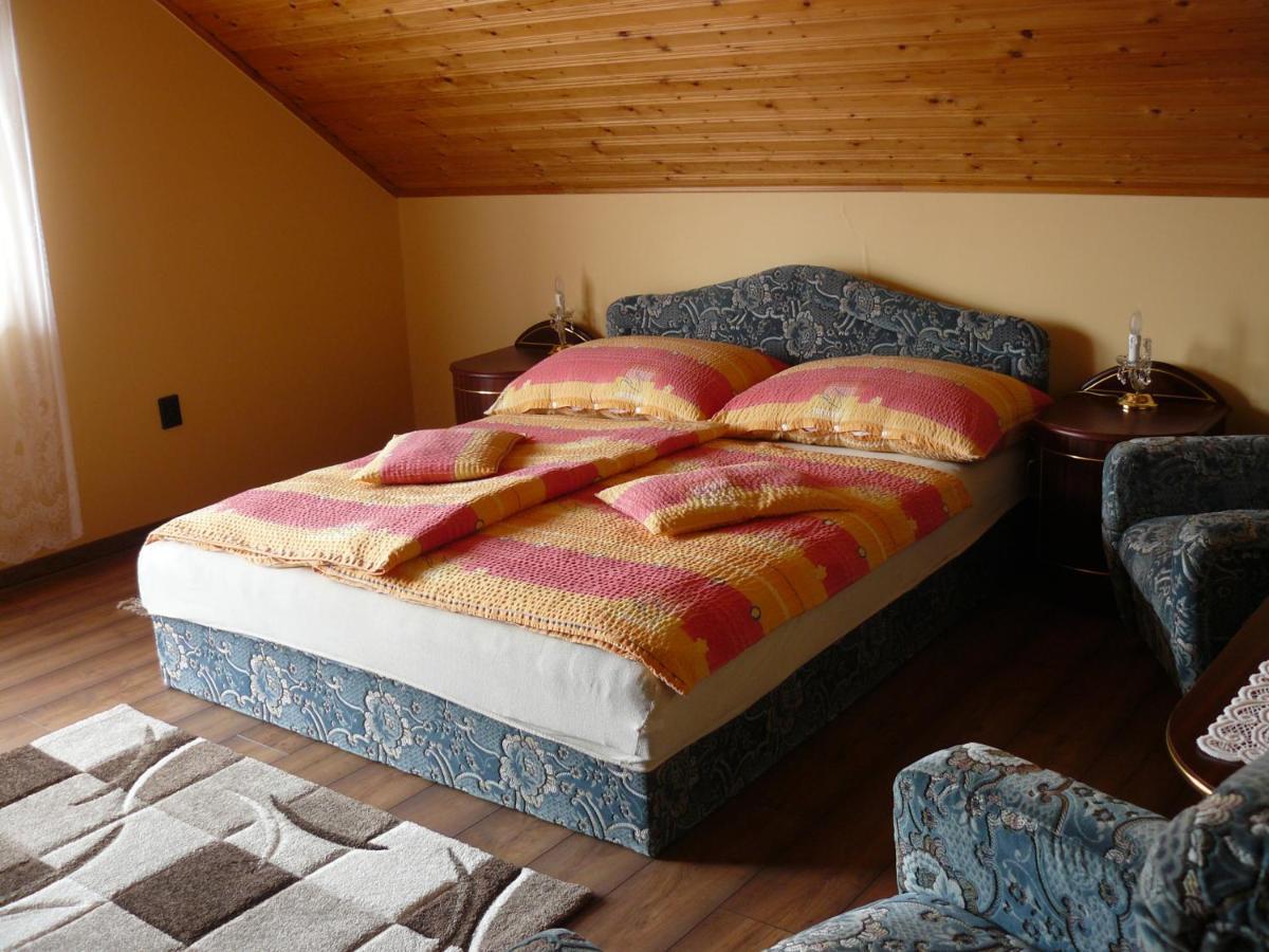 Zsuzsi Apartman ザラカロシュ エクステリア 写真