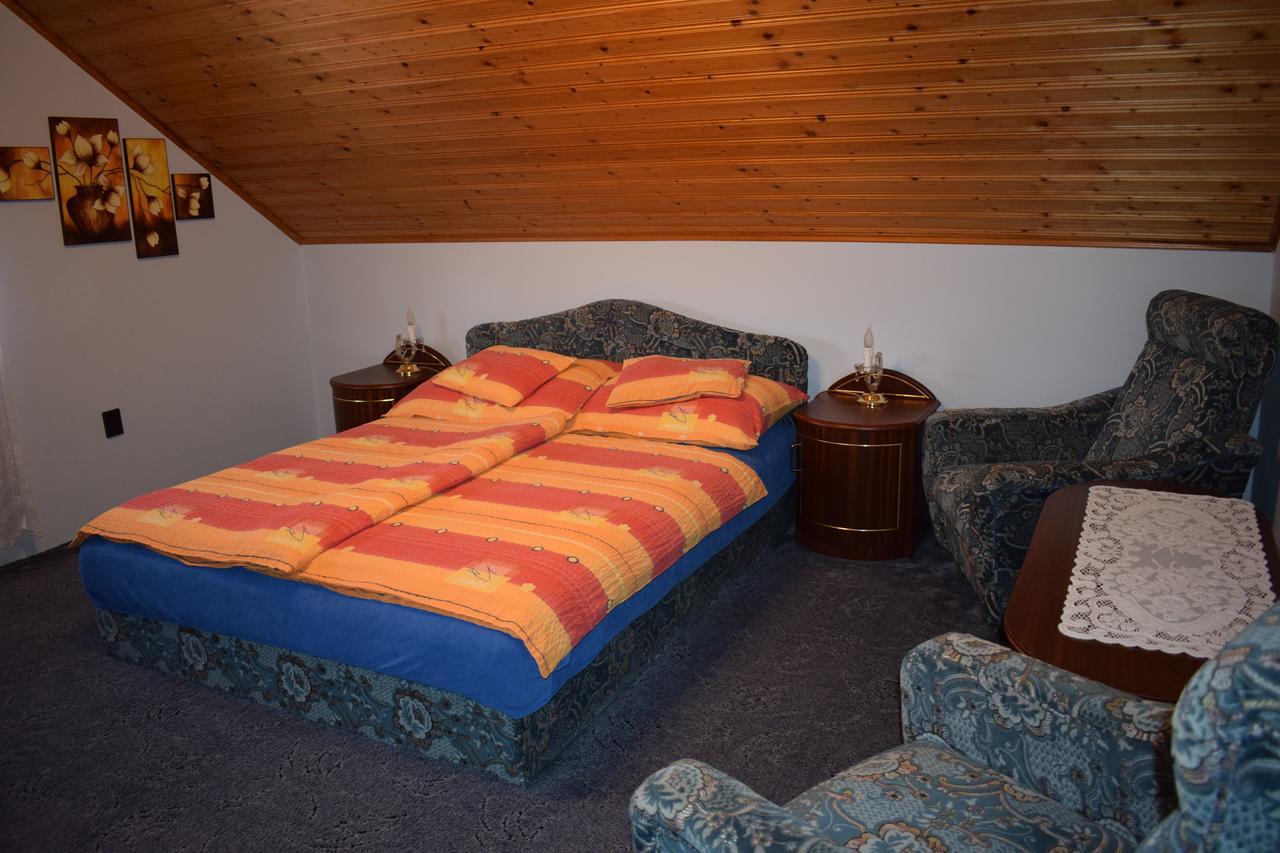 Zsuzsi Apartman ザラカロシュ エクステリア 写真